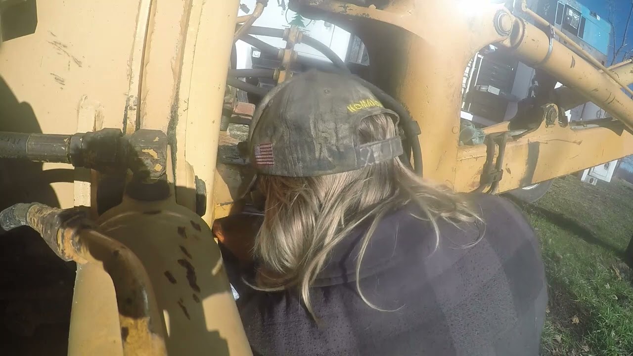 case 480f backhoe swing cylinder repair