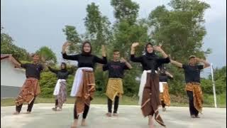 Tari Kreasi Jawa Tengah // Sue Ora Jamu ft Gundul Gundul Pacul // Kelompok 3