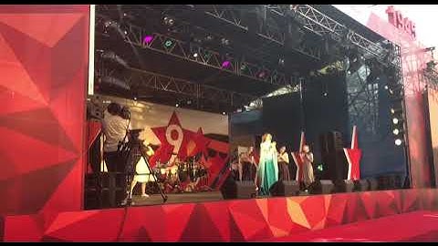 Thumbnail of Синий платочек. Валентина Мальченкова . Проект «Военные песни у Кремля» #песня #музыка #деньпобеды