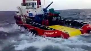Offshore personal transfer by boat
