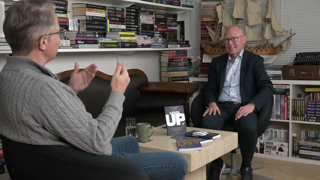 Between the lines - Andreas Dirksen