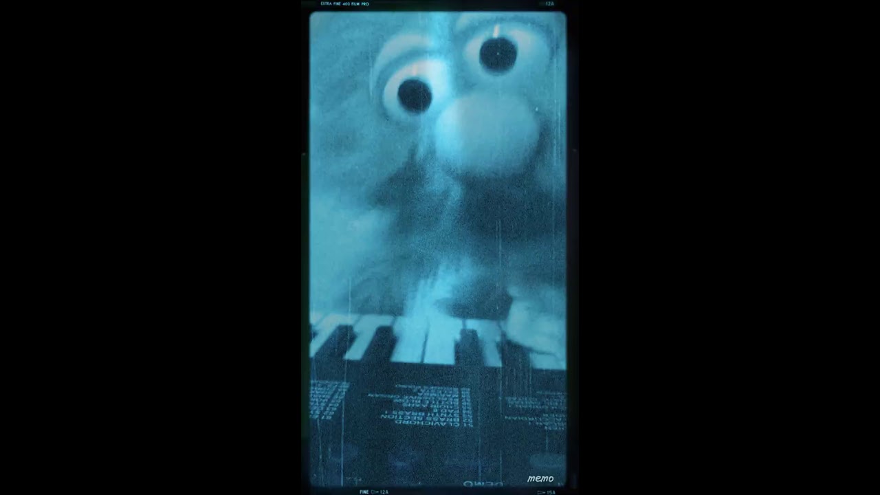 Green puppet - YouTube
