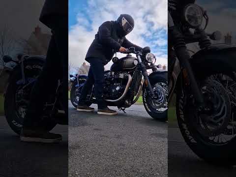 Triumph Bobber cold