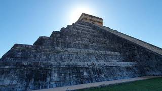MarDe Dani en México, Riviera Maya, Chichén Itzá, Templo de Kukulcán