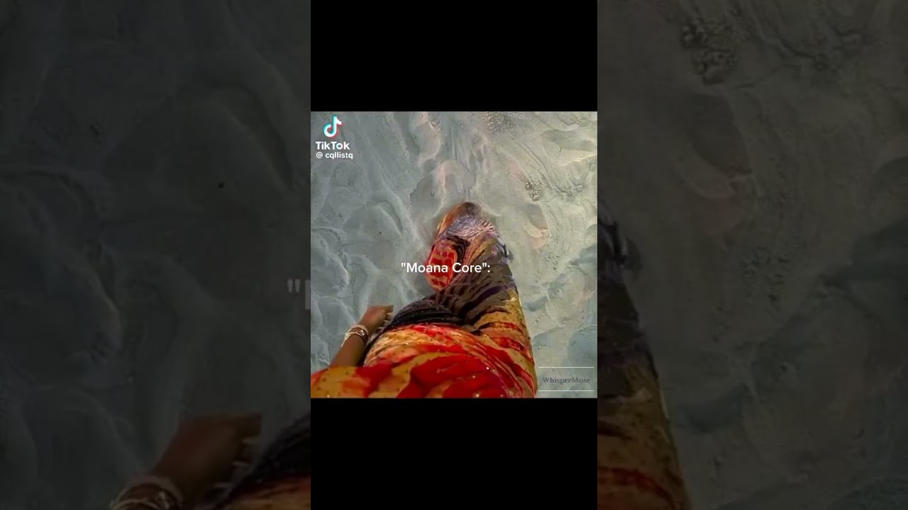 oh to be the sunkissed beach girl ☁️ 