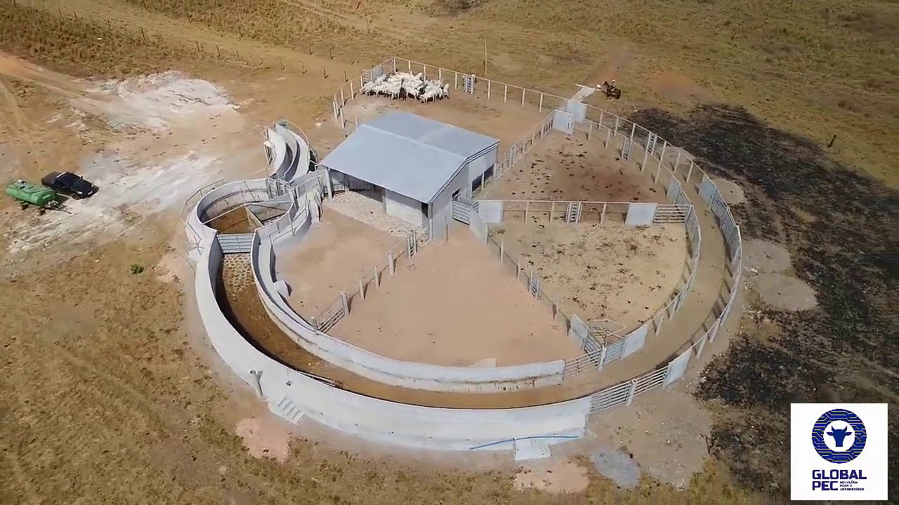 CURRAL PROJETADO PARA FACILITAR O MANEJO SEM ABRIR CANCELA