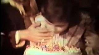 جشن تولد - از فیلم نفس گیر