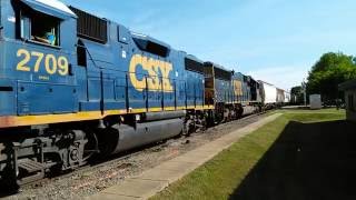 CSXT Y205-16 EMD GP38-2 #2709 & SD50-2 Solid K5L horn Fayetteville NC