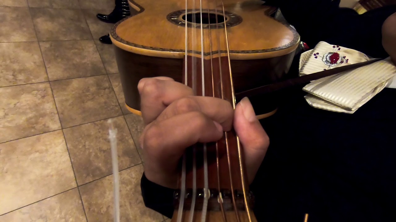 Mariachi Mi Ciudad - Reloj