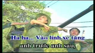 Video thumbnail of "NĂM ANH EM TRÊN MỘT CHIẾC XE TĂNG"