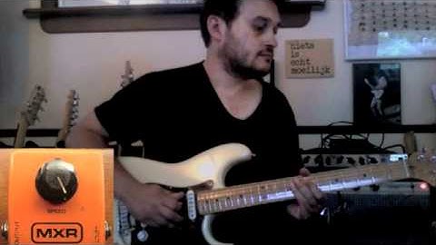 Vintage MXR Phase 90 (Block) placed after the Distortion