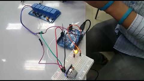 sensor de gas con un rele y una valvula