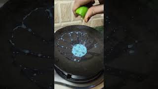 new tawa or nimbu ki cleaning tips #kitchenhacks #cleaningtips #ytshorts#trending #viral#short#yt