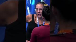 Eva E Renata Conversam Sobre O Mayke