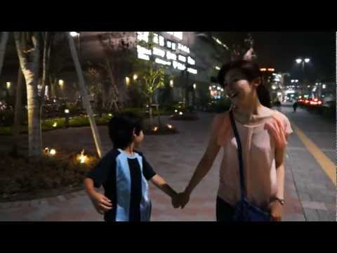 小桜舞子 Terrace Mall 湘南 2012.7.25 α77 Glidecam HD-2000