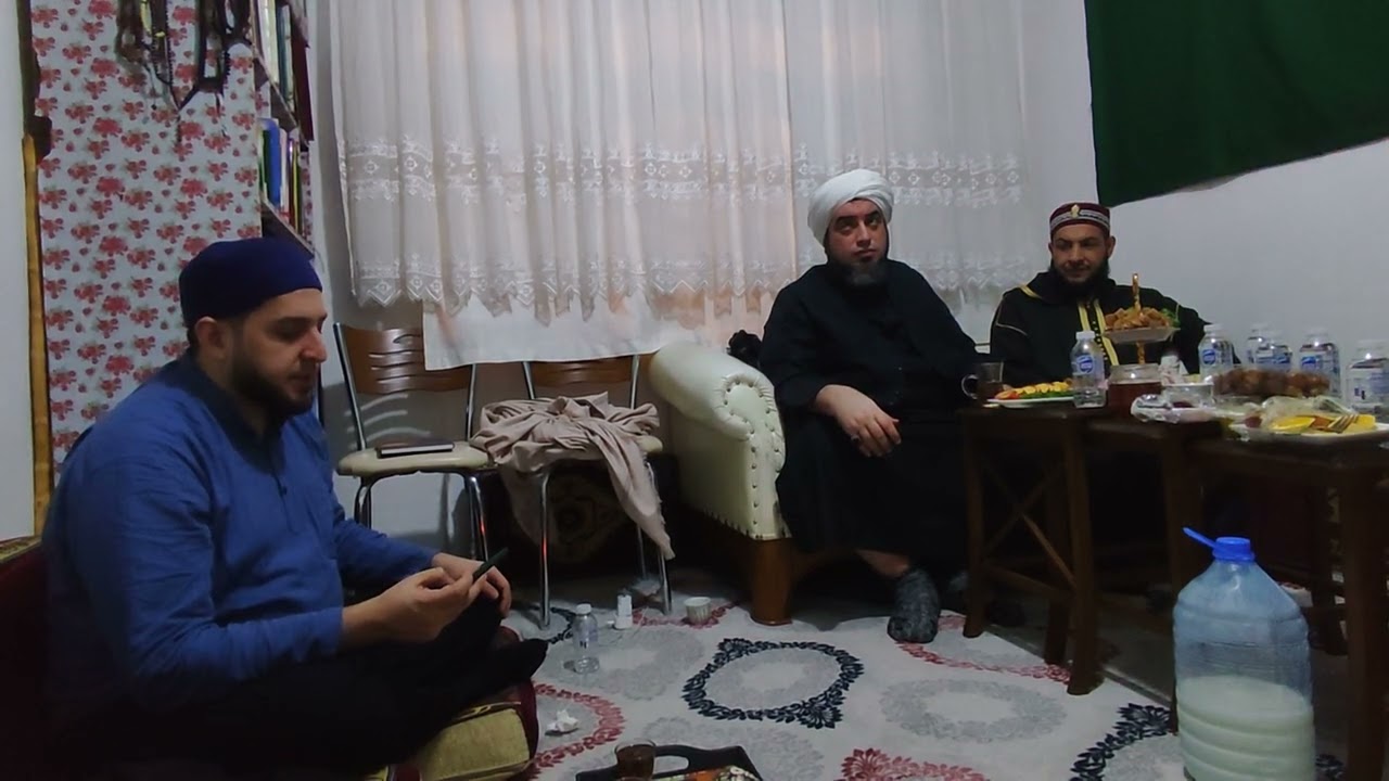 انشاد بصوت الشيخ جهاد الكالوتي بحضور الشيخ عون القدومي في منزل عمر المنديل اسطنبول العمرانية