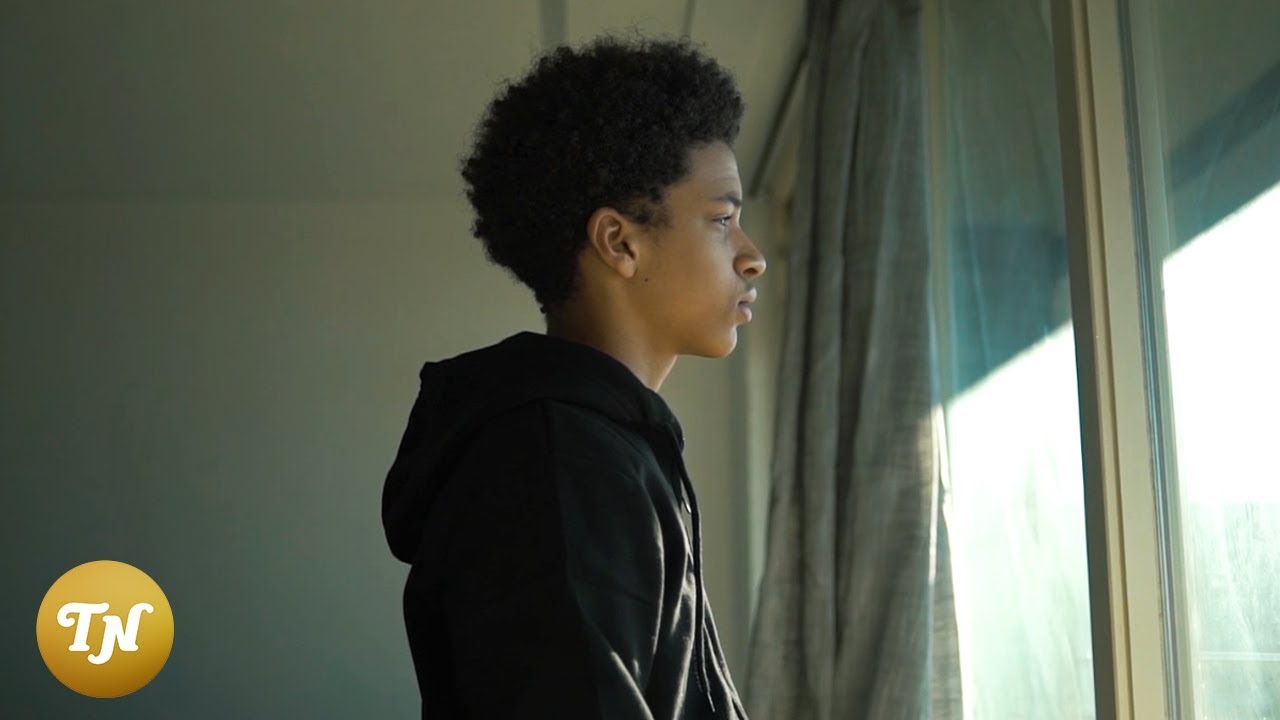 Momi - Kleine Boy ft. Lijpe (prod. Chahid & Keyser Soze) adlı videoyu YouTube'da izle Momi - Kleine Boy ft. Lijpe (prod. Chahid & Keyser Soze) adlı videoyu YouTube'da izle