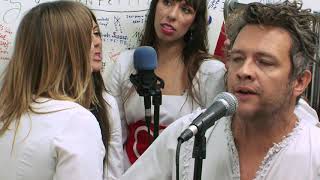 The Polyphonic Spree covers Neil Young&#39;s &quot;Heart of Gold&quot;