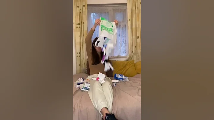 My first ever Epilepsy Awareness video. Very embarrassing. Also, a huge thankyou to my niece 💜