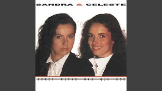 Video thumbnail of "Sandra y Celeste - No Importa La Razón"