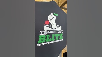 Screen printing 3 color print. Step by step screen printing. This is how to screenprint Making merch