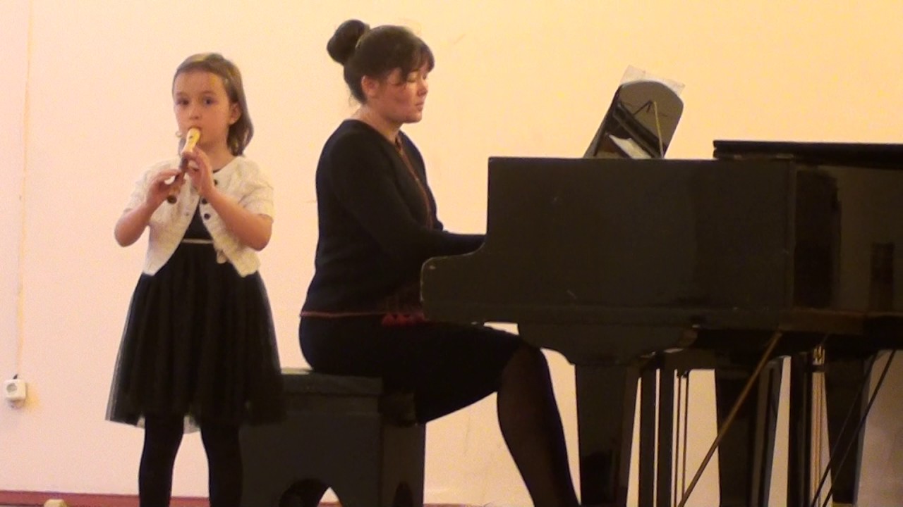 П. Чайковский "Старинная французская песенка", блокфлейта - YouTube