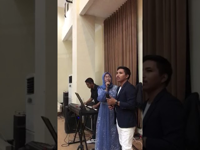 Duet Mama dan anak dalam lagu Nafas cinta class=