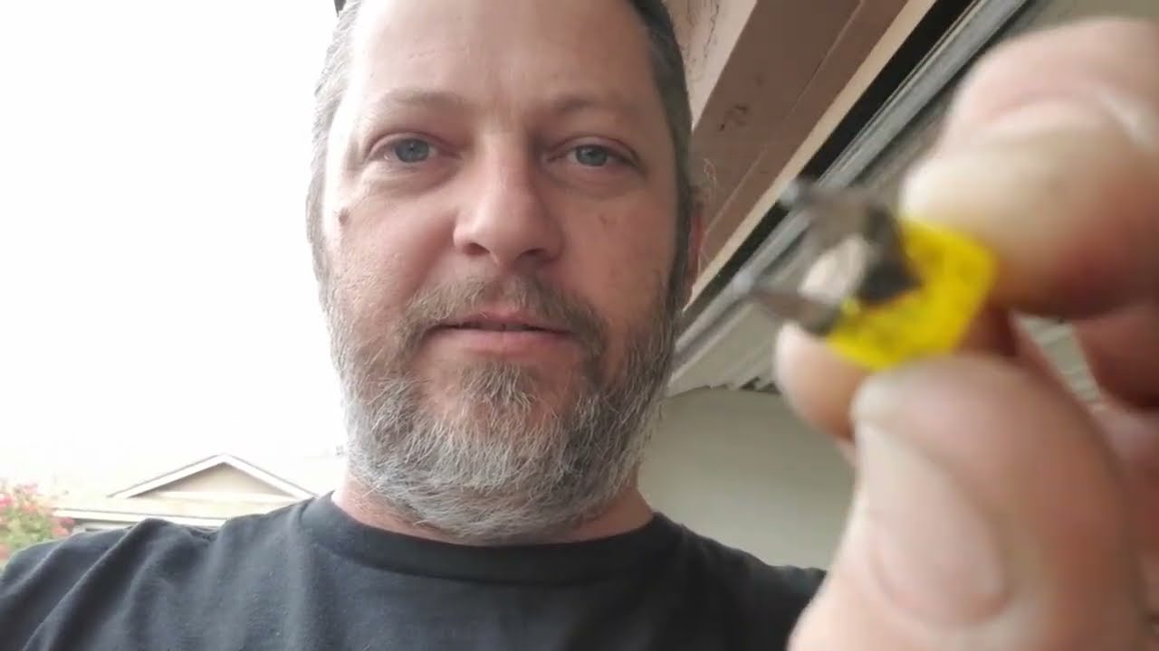 wire around a fuse is a bad idea YouTube