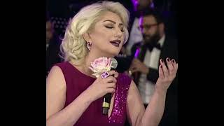 Muazzez Ersoy Si̇garamda Duman Duman