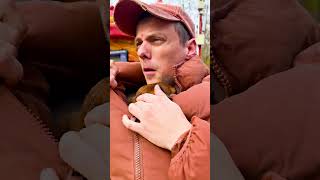 ВАНЯ И ЭЛИ НЕ МОГУТ СКРЫТЬСЯ ОТ ЗОМБИ😲😲😲