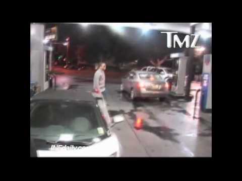 वीडियो: हीथ लॉकलीर: अभी भी कारों पर बकवास