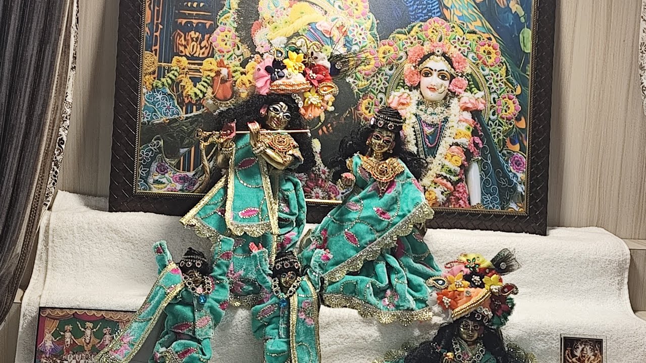 Iskcon Sunday festival
