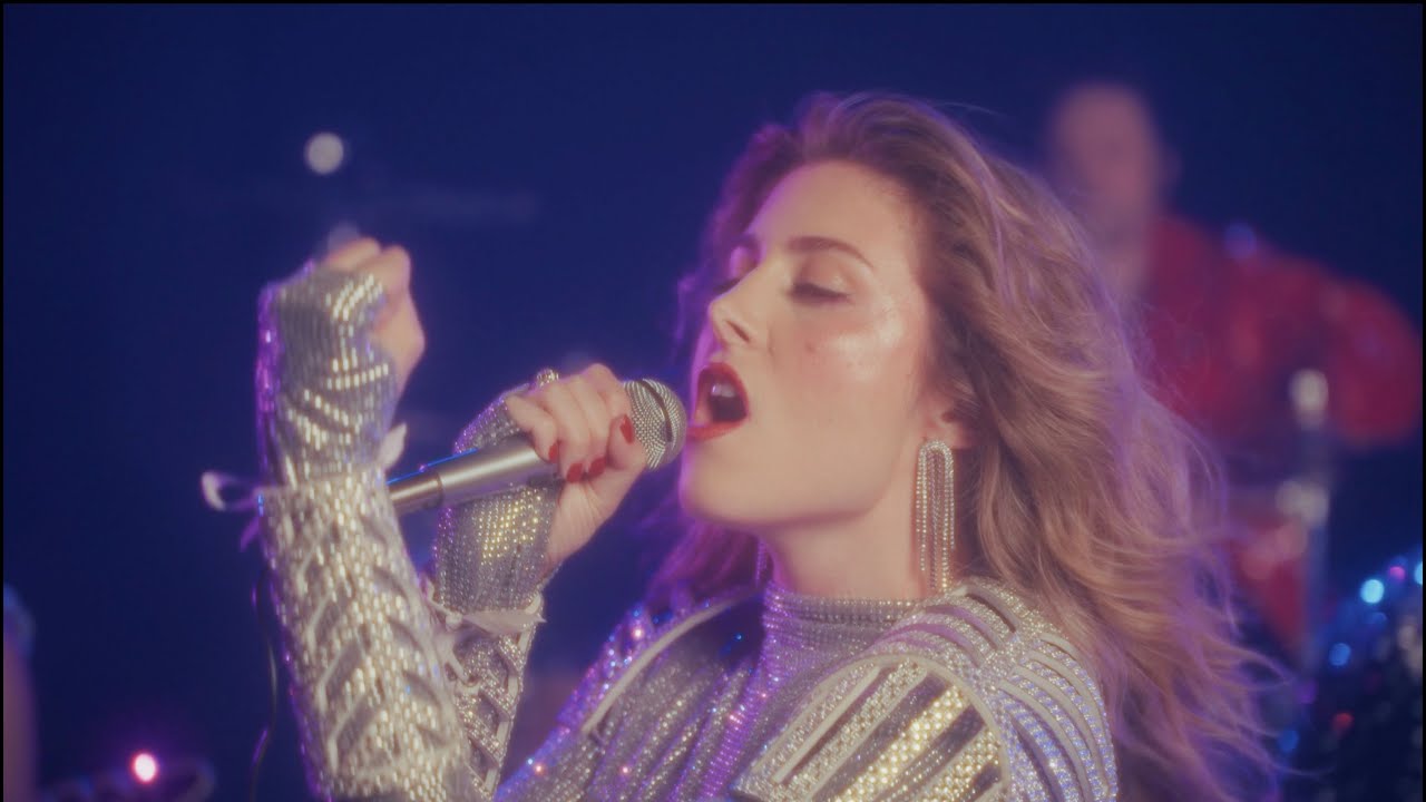⁣DIAMANTE - Silver Bullet (Official Music Video)