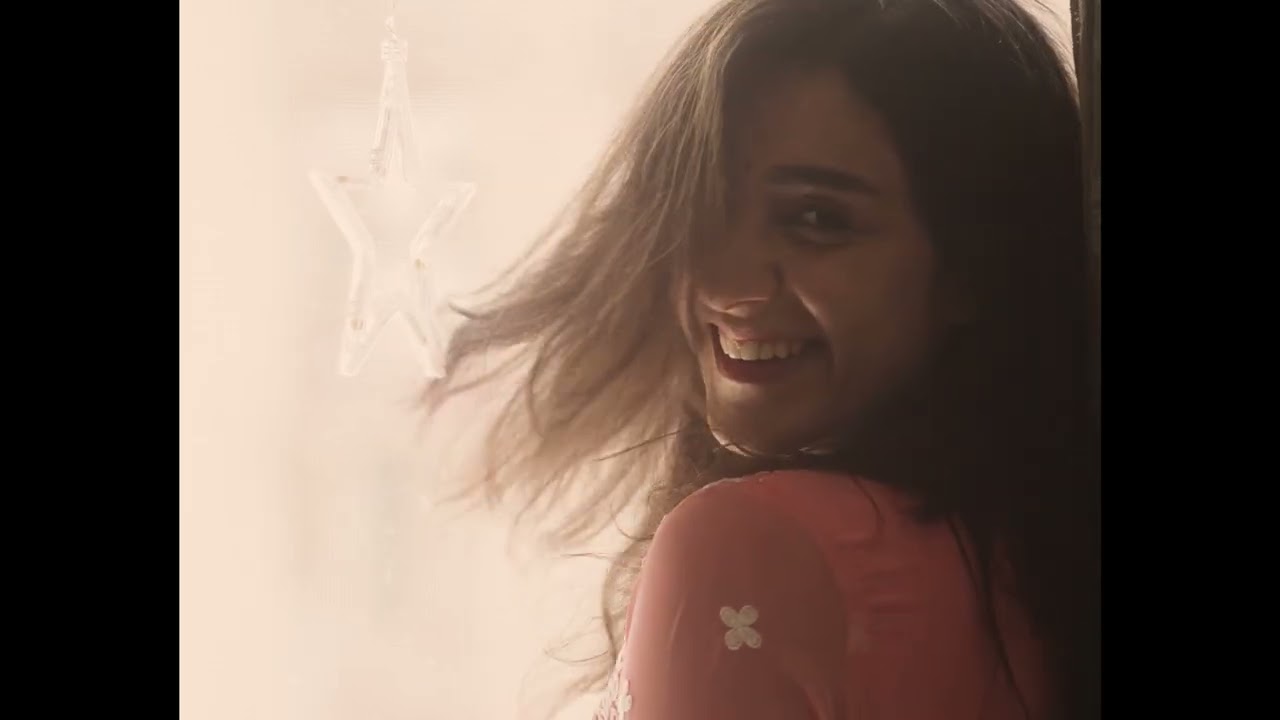 Mira Pina Colada Blues - Butterflies (ft. Mridul Anil) | Abhiram Jitendra | Disruption Media Studios en YouTube Mira Pina Colada Blues - Butterflies (ft. Mridul Anil) | Abhiram Jitendra | Disruption Media Studios en YouTube