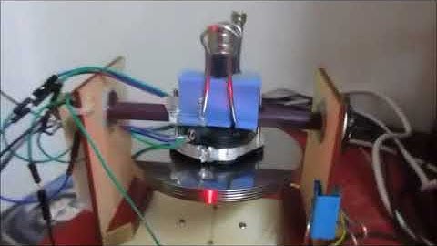 Self Balancing Two Inline Wheeler Gyroscope Using HDD Motor 1.0