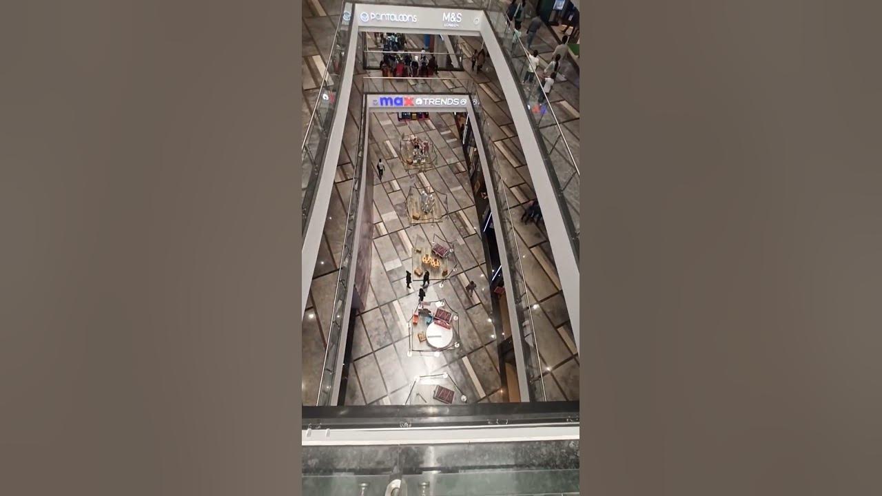 only-place-in-phoenix-mall-chennai-where-you-get-a-bottle-of-water-or