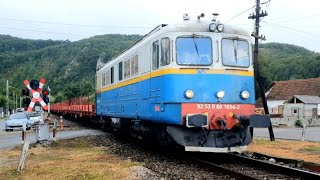 Diverse trenuri de călători și marfare- Vadu Crișului &amp; Oradea Est-August-2023