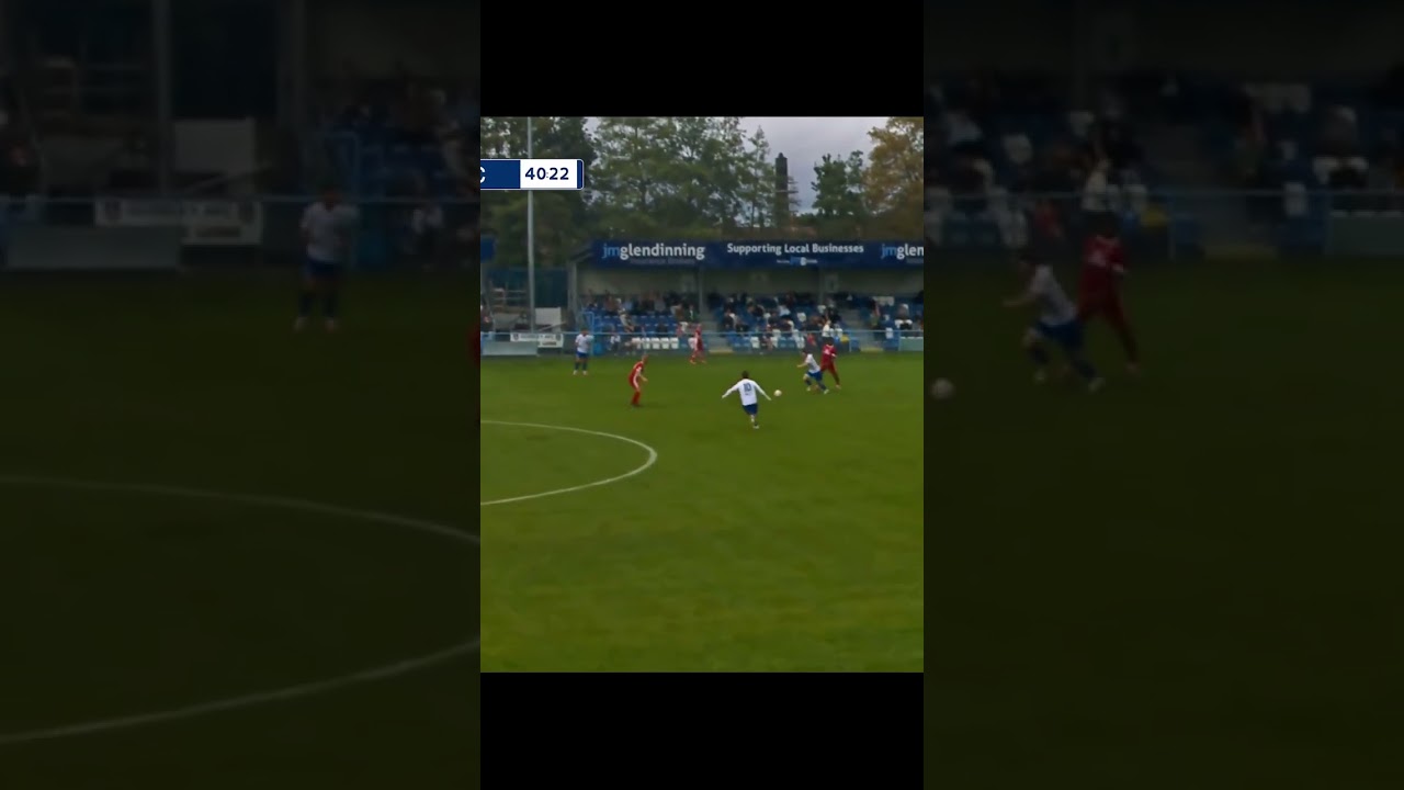 Cam Wilson with a superb solo effort for Guiseley 🦁