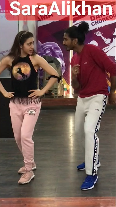 Part-3 #behindthescenes #simmba #saraalikhan #ranveersingh #aankhmaare #youtubeshorts #bollywood