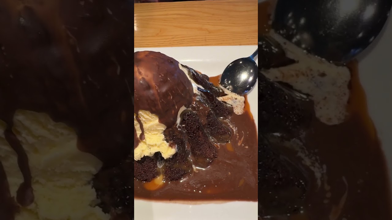 ASMR MOLTEN LAVA CAKE 