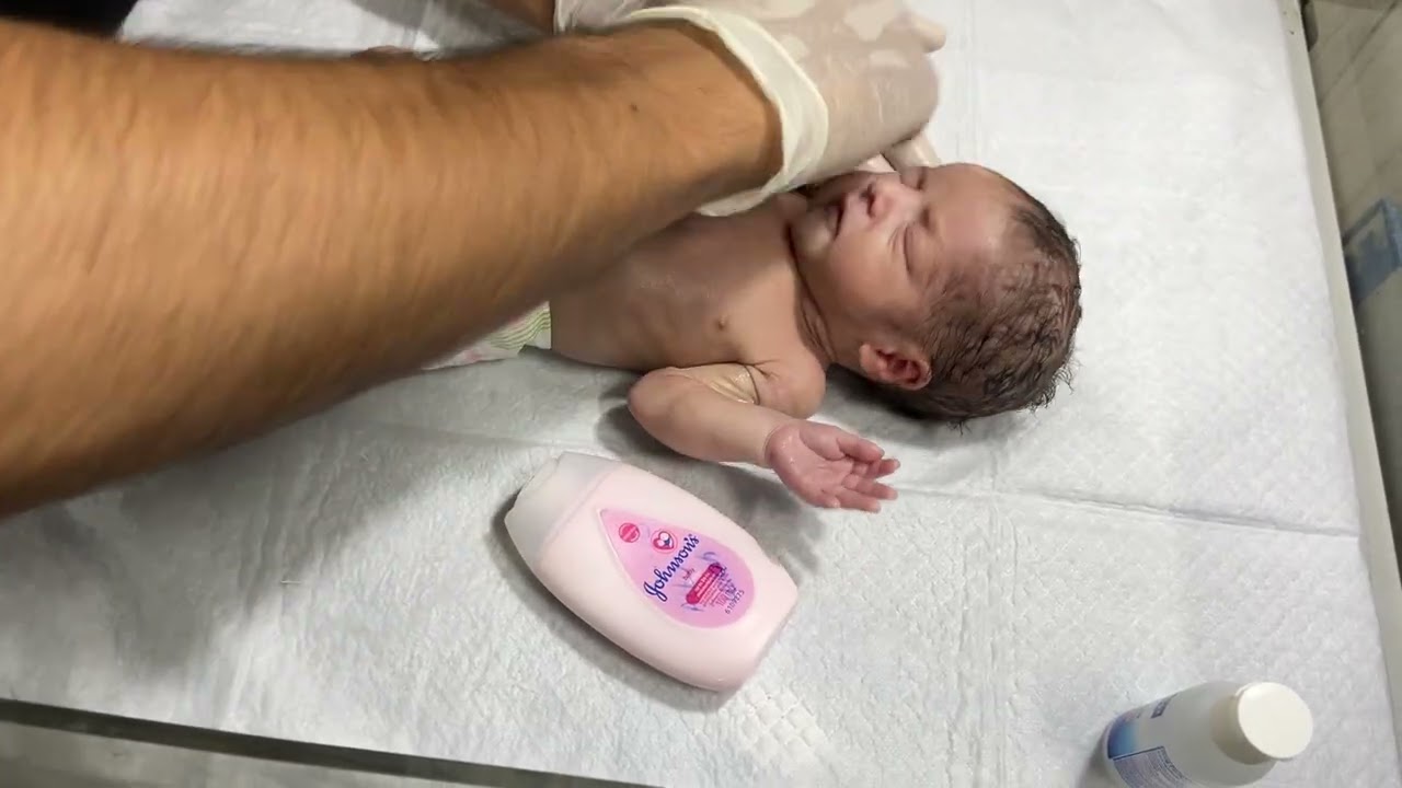 Newborn Massage in NICU with Johnson’s Baby Oil | Gentle Physiotherapy for Babies