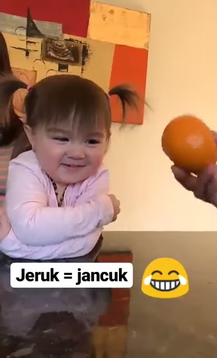 Video lucu : anak kecil yang ngomong jeruk jadi jancuk