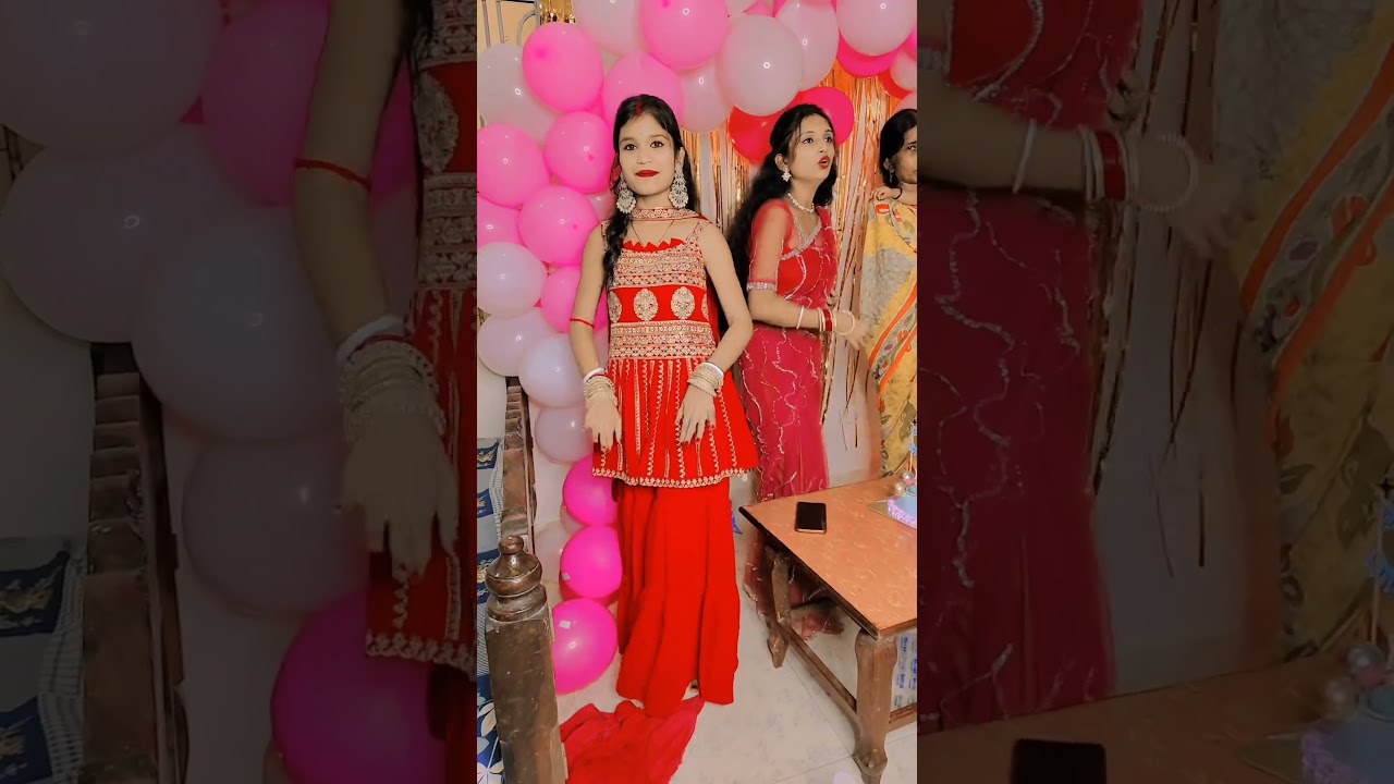 Kisko kisko teej look ka vlog chahiye 🥰