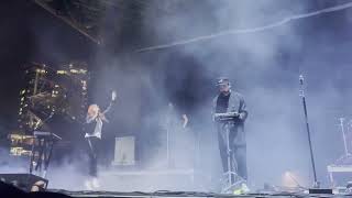 Phantogram - Black Out Days / Don't Move / Fall in Love (Live at Dia De Los Deftones 2022)