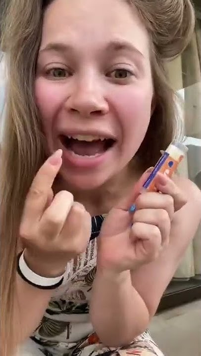 Выбирай следующий ️👄 #липстик #гигиеничка #актрисатеатраикино - YouTube