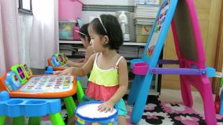 Aliza & Naomi 2015072001