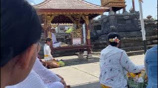 Download lagu sedikit cerita ttg nyujur sunia loka