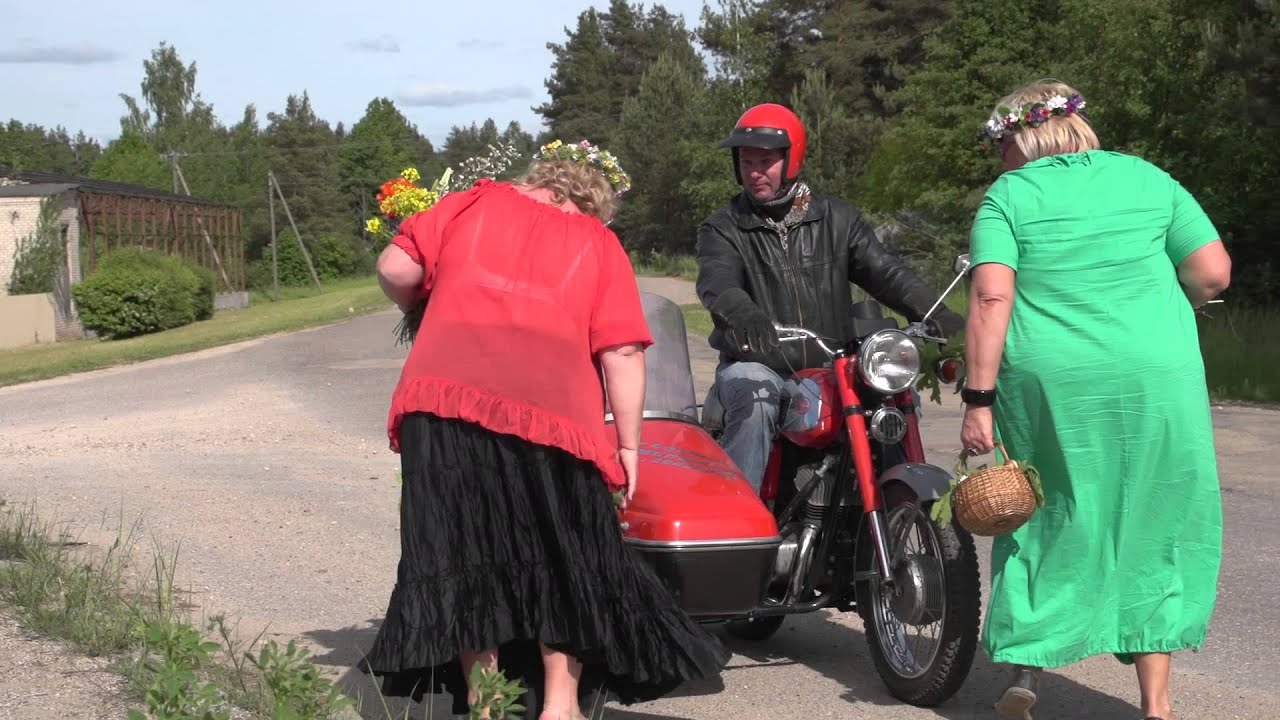 Kā māsas Legzdiņas līgot brauc uz Doles salu 2015