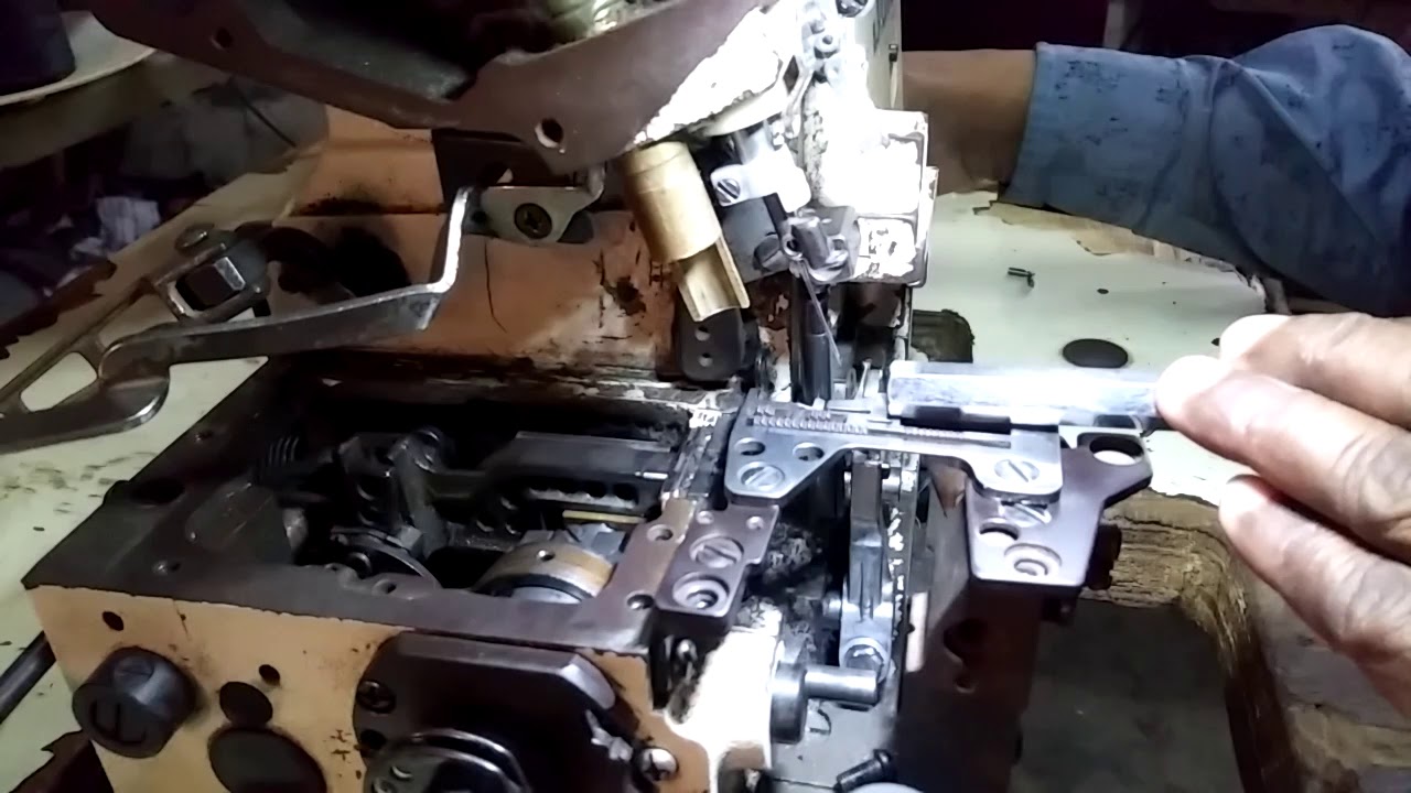 Overlock Machine Needle Bar Height Timing - YouTube