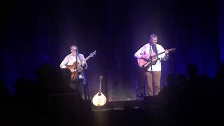 Darrell Scott and Robbie Fulks -That Lucky Old Sun